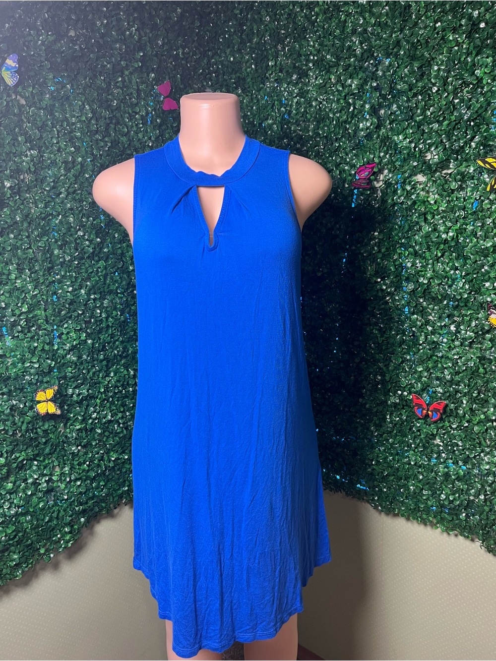 Everly Royal Blue Keyhole Sleeveless Shift Dress
